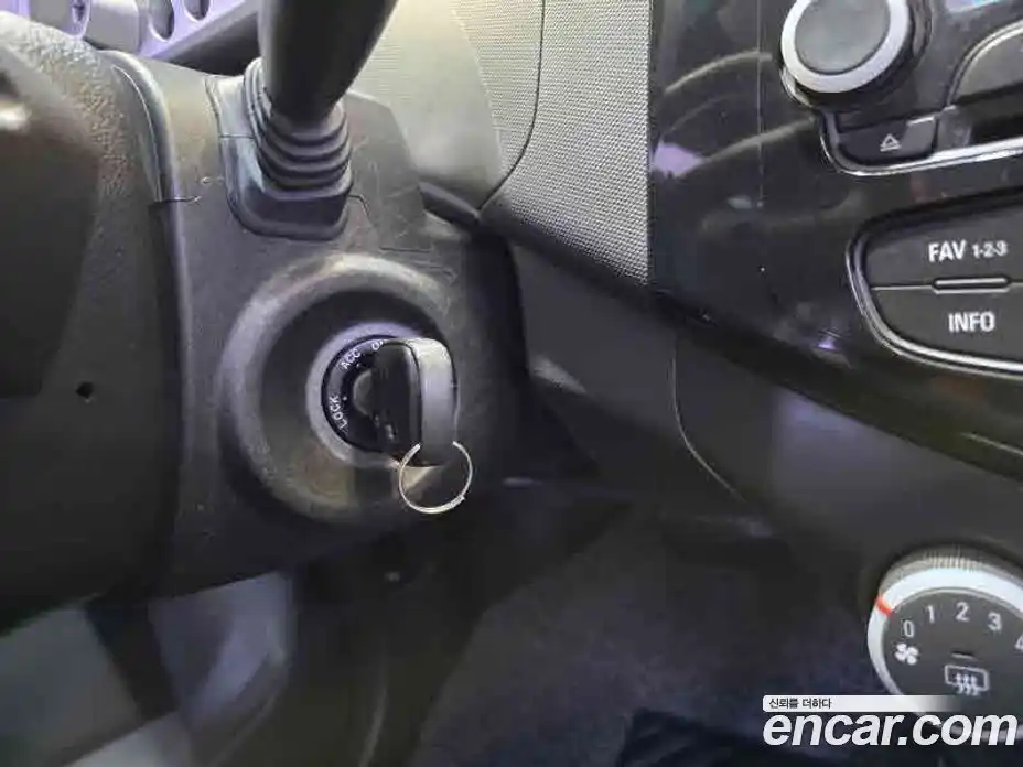 Chevrolet Spark 2013 1.0 автомат (гидро), фото 12
