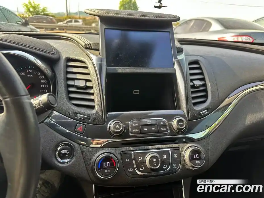 Chevrolet Impala 2016 2.5 автомат (гидро), фото 18