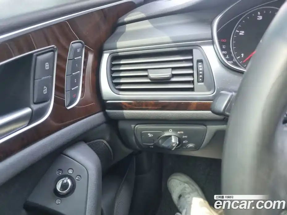Audi A6 2015 3.0 автомат (гидро), фото 14