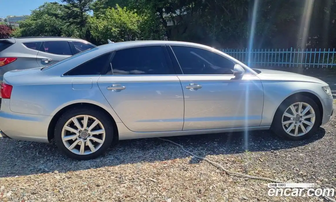 Audi A6 2015 3.0 автомат (гидро), фото 5