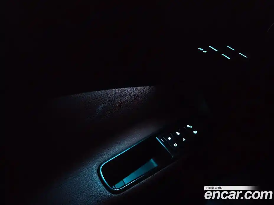 Jaguar XE 2016 2.0 гидро, фото 13