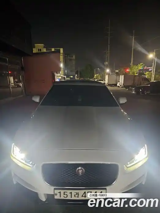 Jaguar XE 2016 2.0 гидро, фото 4