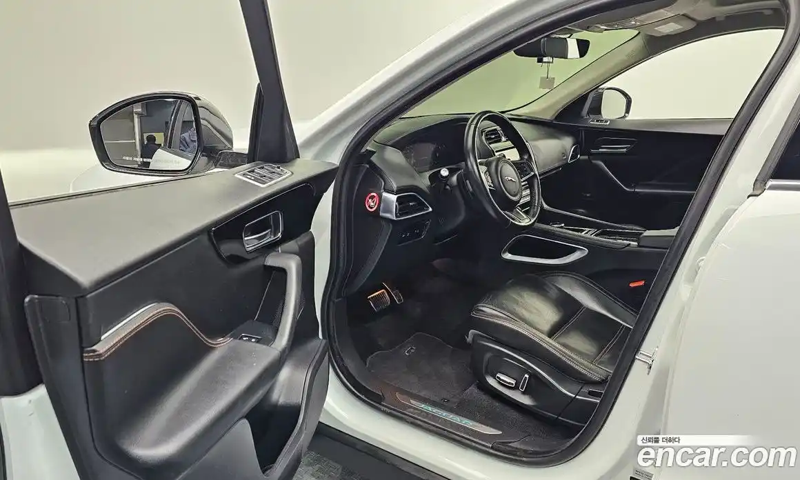 Jaguar F-Pace 2019 2.0 гидро, фото 10