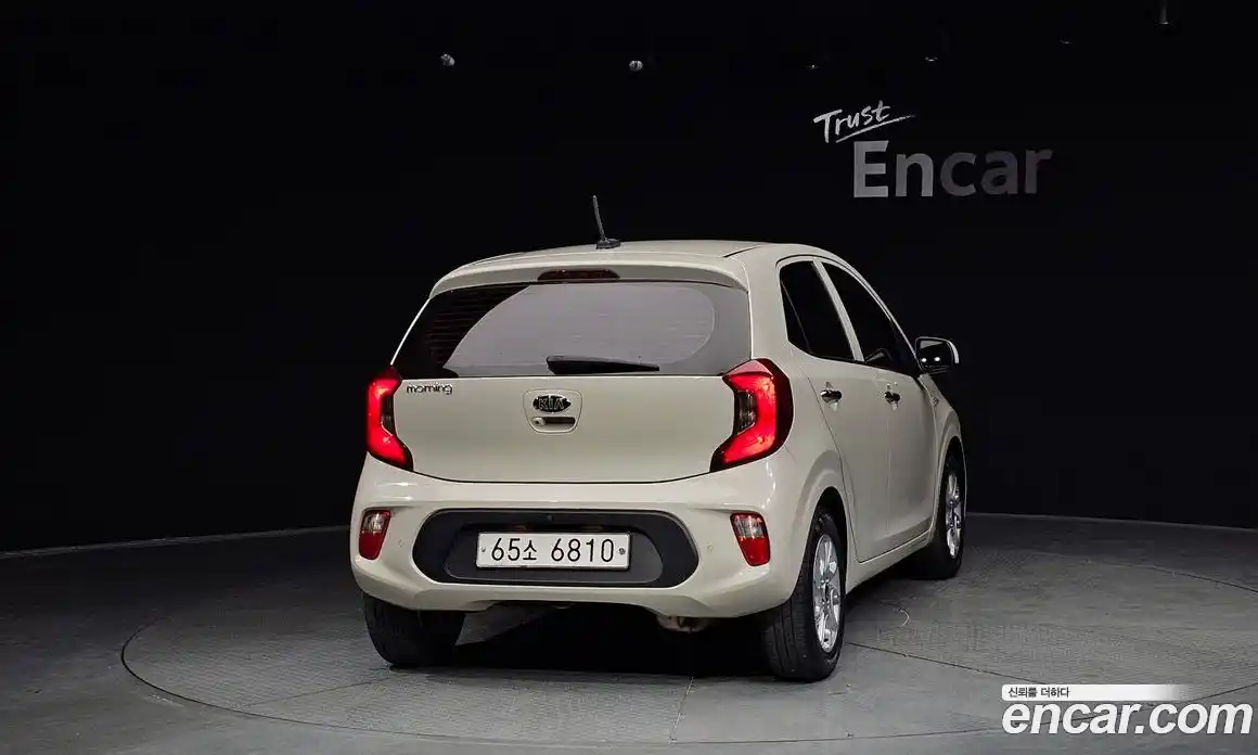 Kia Morning 2017 1.0 автомат (гидро), фото 4