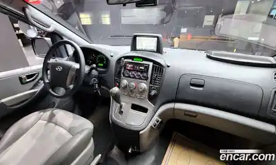 Hyundai Starex 2010 2.5 автомат (гидро), миниатюра 7