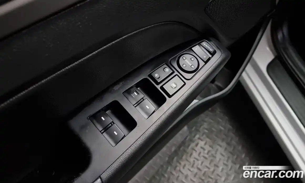 Hyundai Avante 2016 1.6 автомат (гидро), фото 14