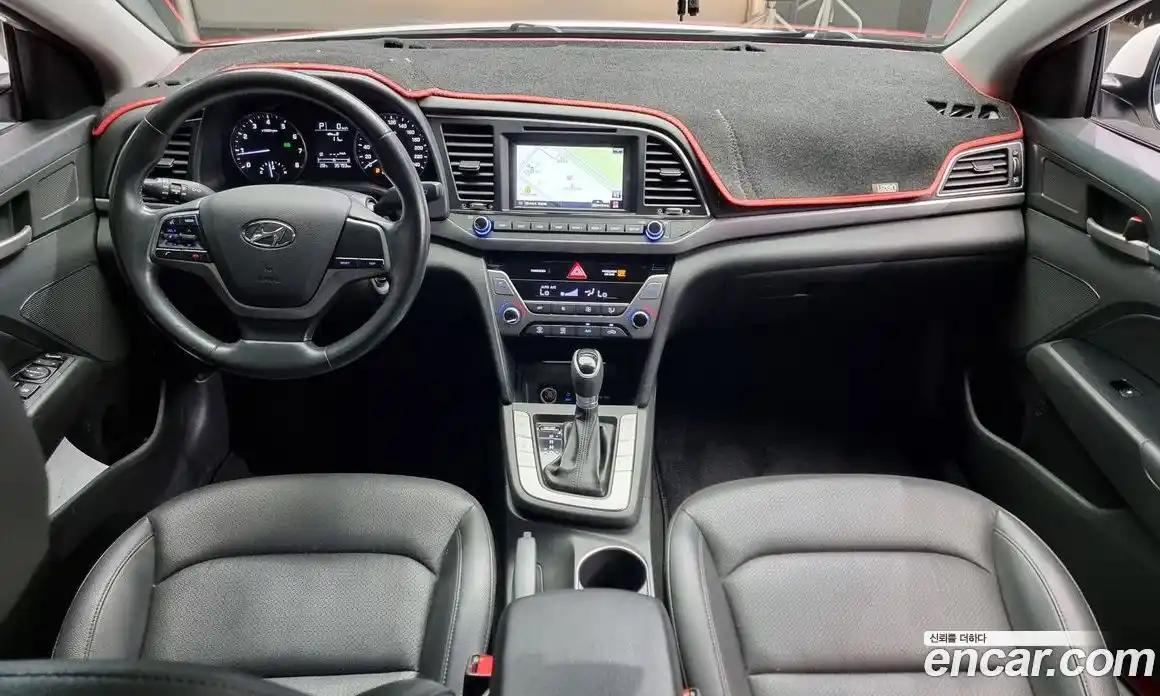 Hyundai Avante 2016 1.6 автомат (гидро), фото 7