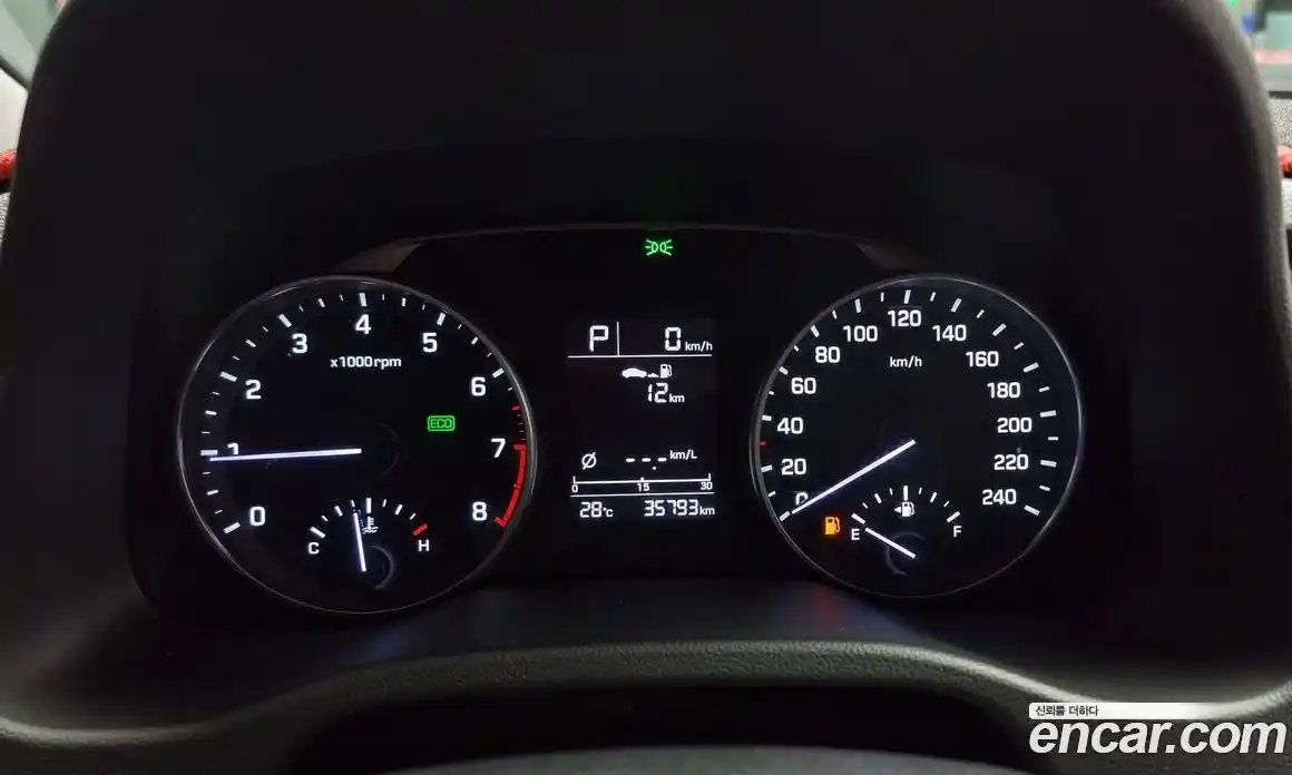 Hyundai Avante 2016 1.6 автомат (гидро), фото 8