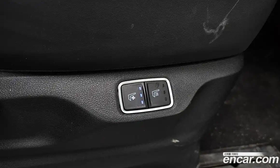 Hyundai Staria 2024 2.2 автомат (гидро), фото 17