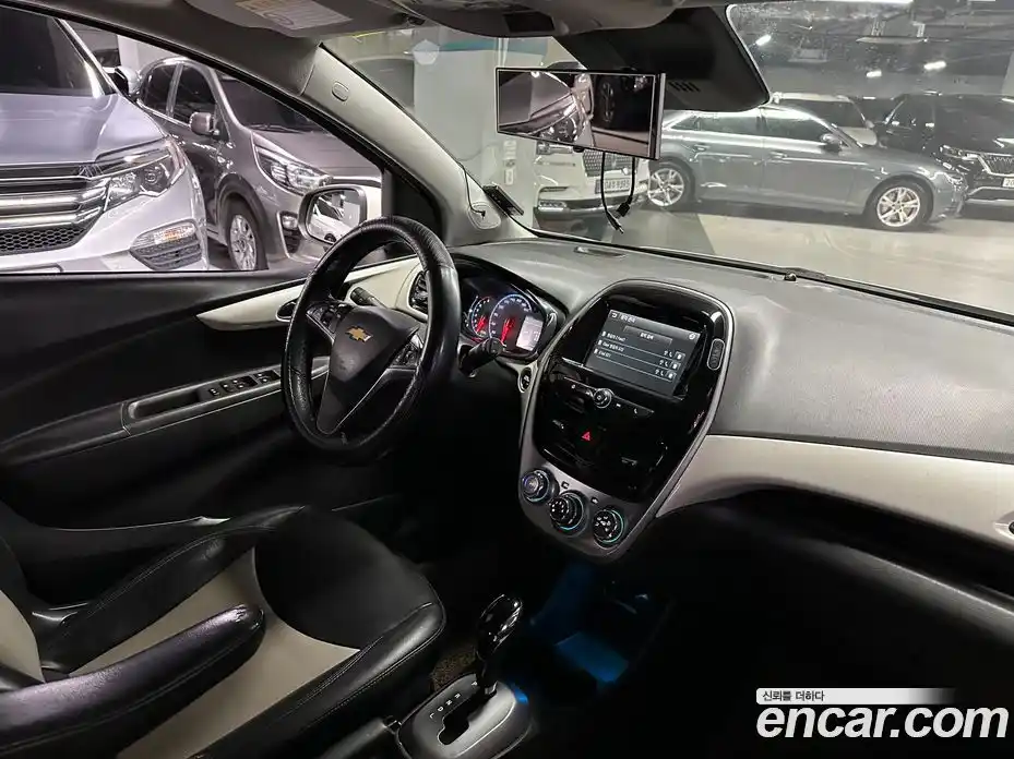 Chevrolet Spark 2015 1.0 автомат (гидро), фото 11