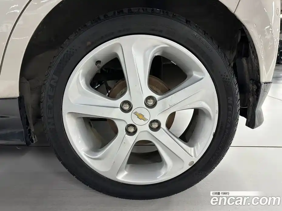 Chevrolet Spark 2015 1.0 автомат (гидро), фото 20