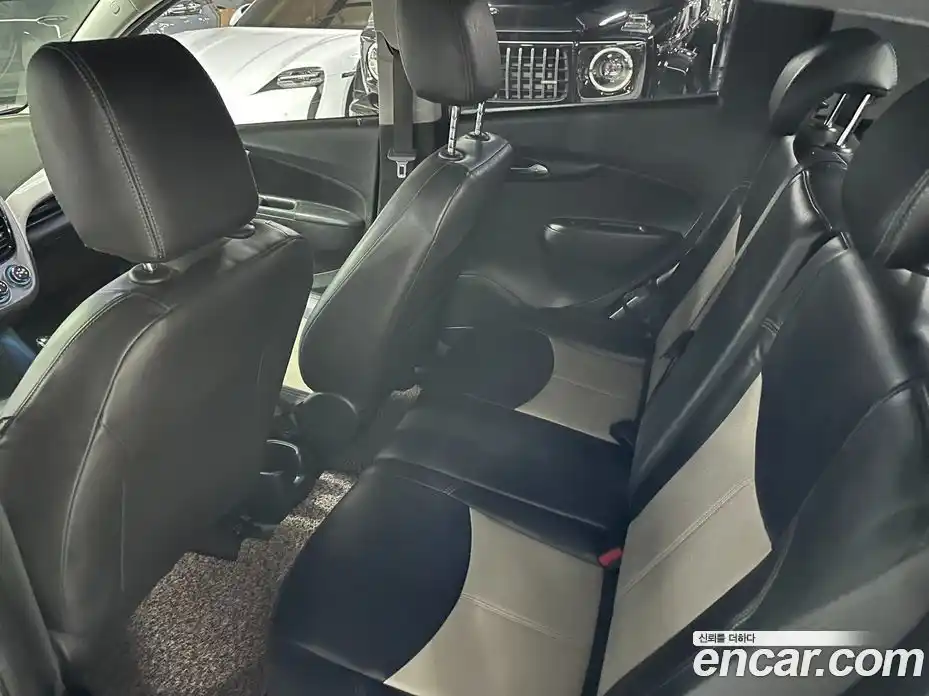 Chevrolet Spark 2015 1.0 автомат (гидро), фото 9