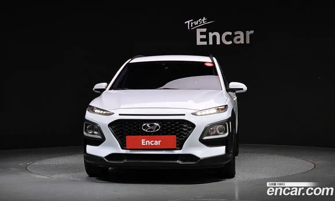 Hyundai Kona 2019 1.6 автомат (гидро), фото 3