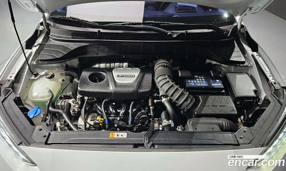 Hyundai Kona 2019 1.6 автомат (гидро), фото 6