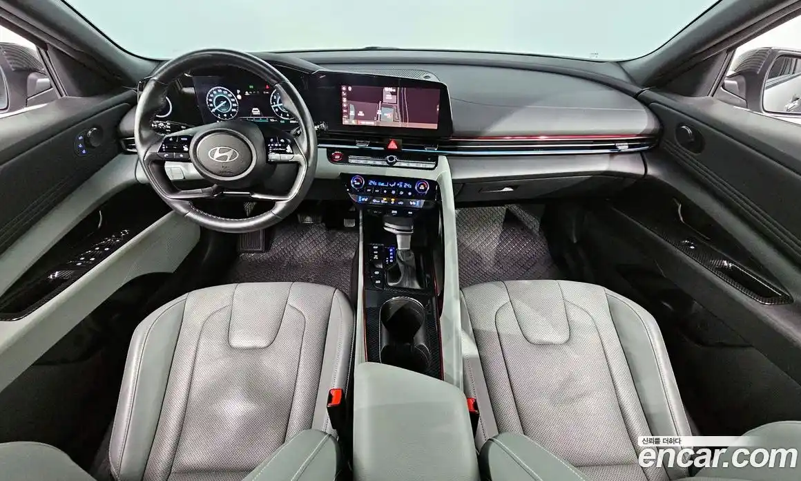 Hyundai Avante 2023 1.6 автомат (гидро), фото 7