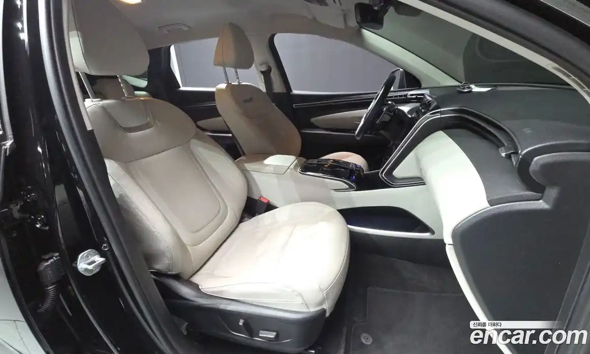 Hyundai Tucson 2022 1.6 автомат (гидро), фото 11