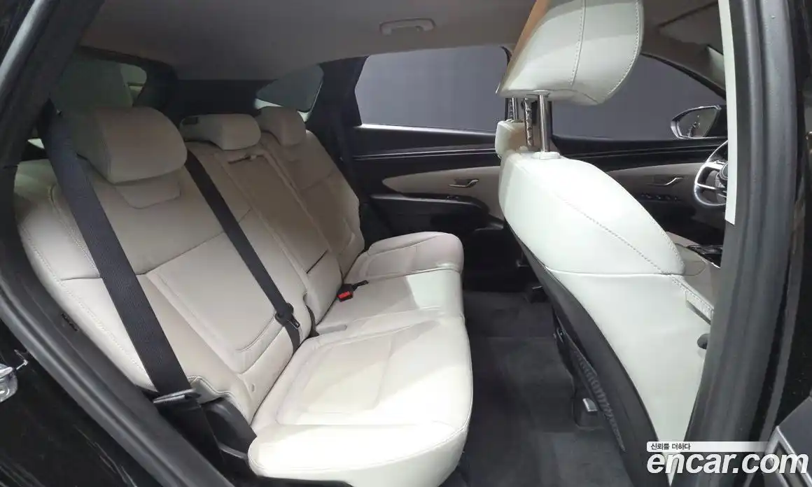 Hyundai Tucson 2022 1.6 автомат (гидро), фото 12