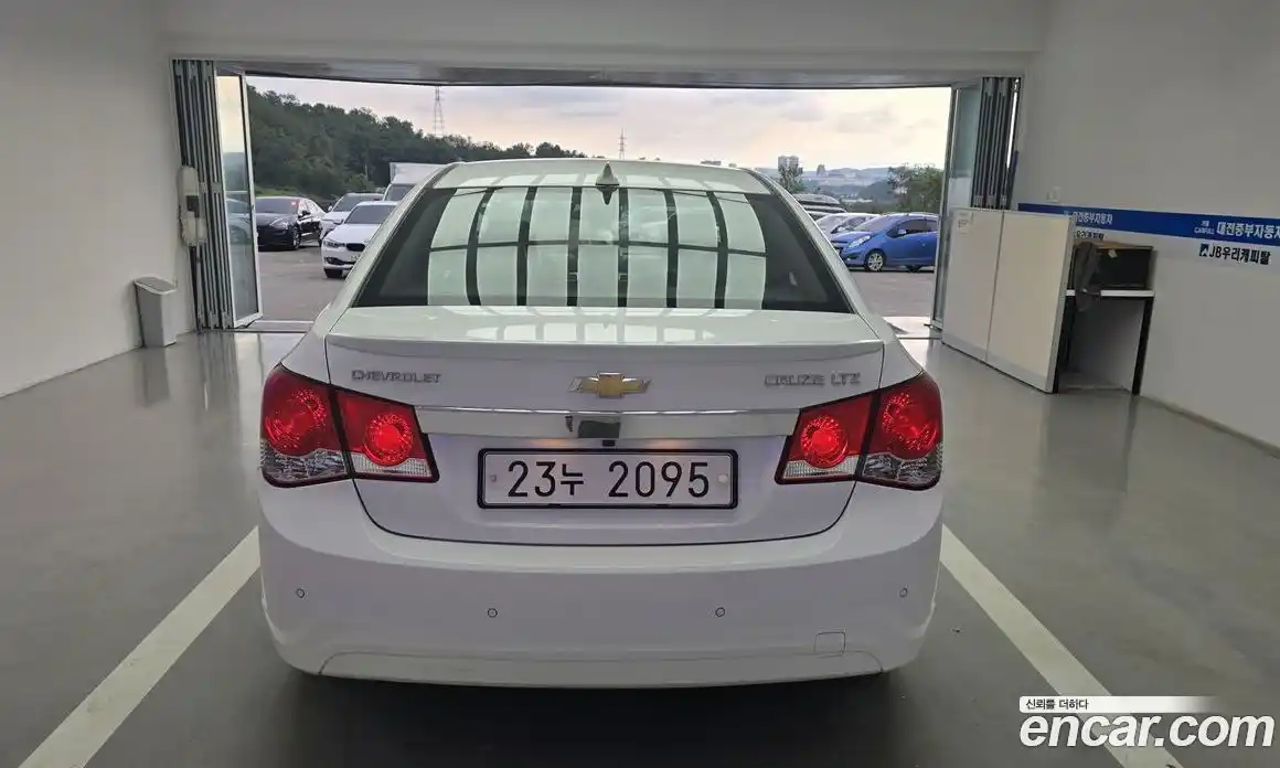 Chevrolet Cruze 2012 2.0 автомат (гидро), фото 5