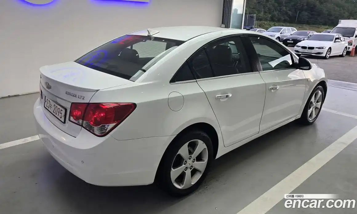 Chevrolet Cruze 2012 2.0 автомат (гидро), фото 7