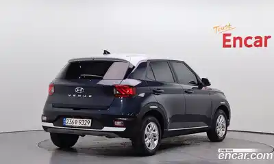 Hyundai Venue 2022 1.6 автомат (гидро), миниатюра 2