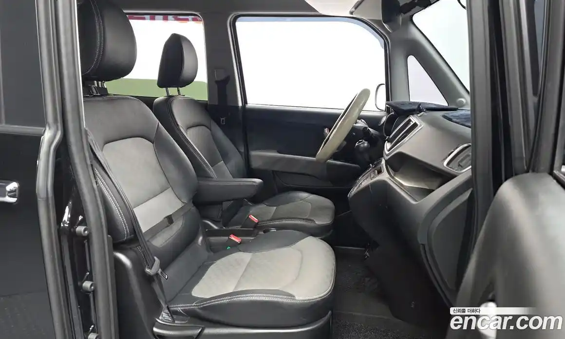 Kia Ray 2021 1.0 автомат (гидро), фото 11