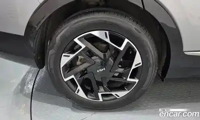 Kia Sportage 2023 1.6 автомат (гидро), миниатюра 5