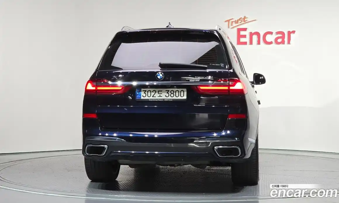 BMW X7 2021 3.0 автомат (гидро), фото 4