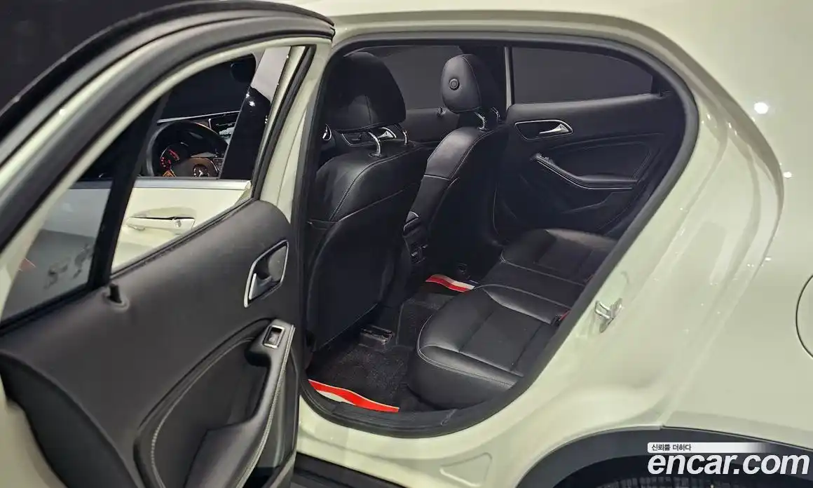 Mercedes-Benz GLA-Class 2017 2.1 гидро, фото 13