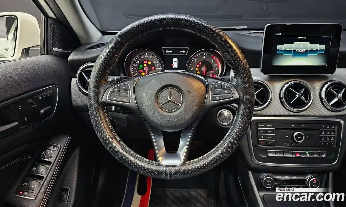 Mercedes-Benz GLA-Class 2017 2.1 гидро, фото 14