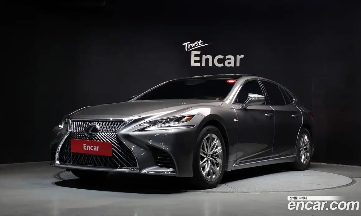 Lexus LS 2018 3.4 гидро, фото 1