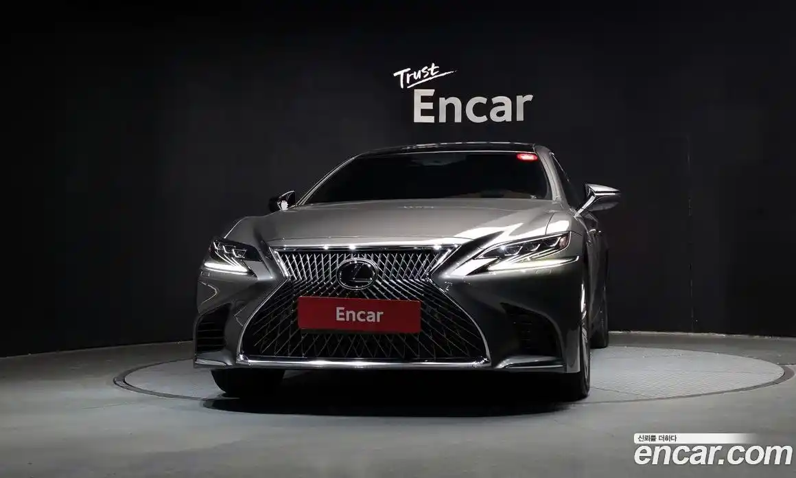 Lexus LS 2018 3.4 гидро, фото 3