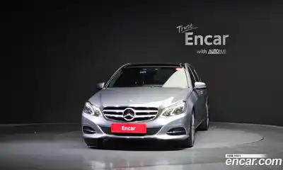 Mercedes-Benz E-Class 2013 3.5 гидро, миниатюра 3 Mercedes-Benz E-Class 2013 3.5 гидро, миниатюра 3