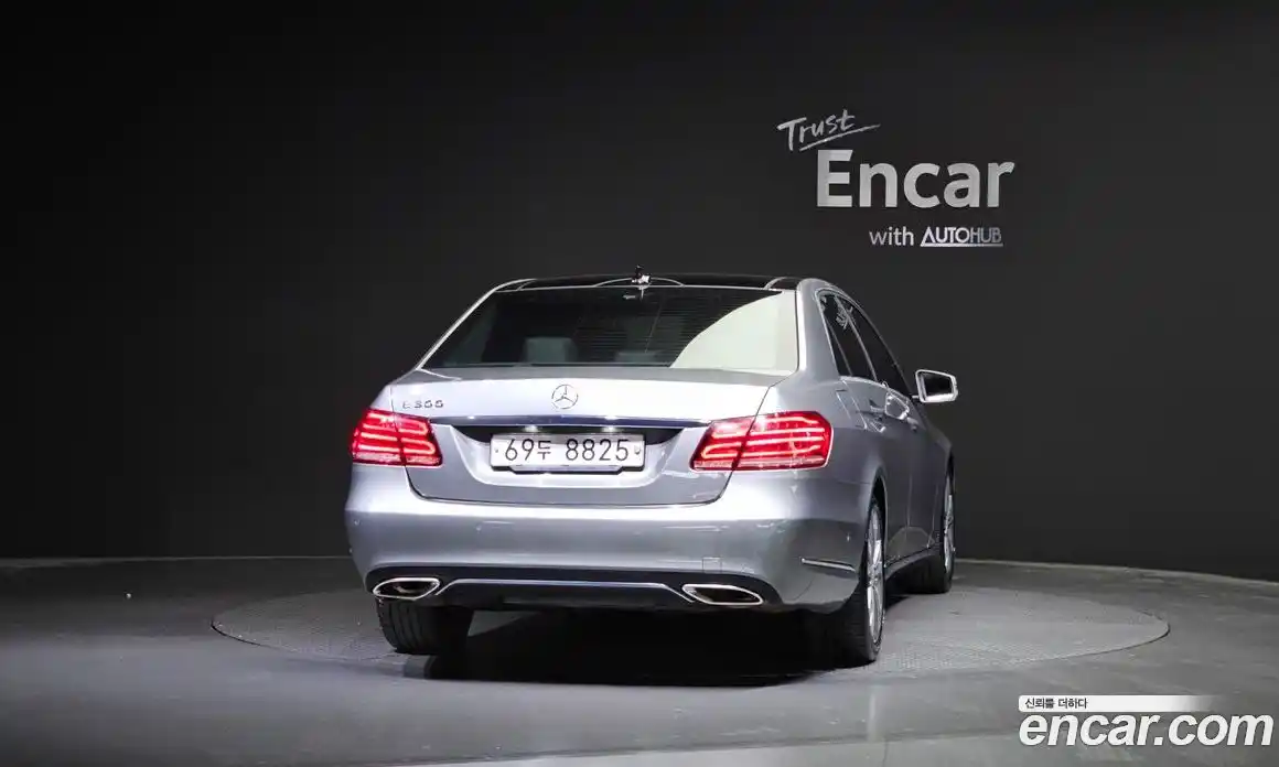 Mercedes-Benz E-Class 2013 3.5 гидро, фото 4 Mercedes-Benz E-Class 2013 3.5 гидро, фото 4