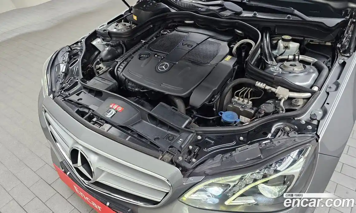 Mercedes-Benz E-Class 2013 3.5 гидро, фото 6 Mercedes-Benz E-Class 2013 3.5 гидро, фото 6