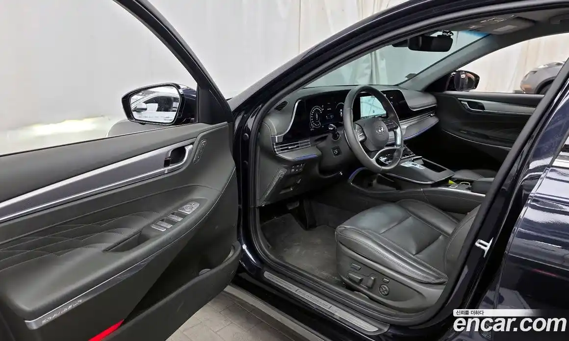 Hyundai Grandeur 2021 2.4 автомат (гидро), фото 13