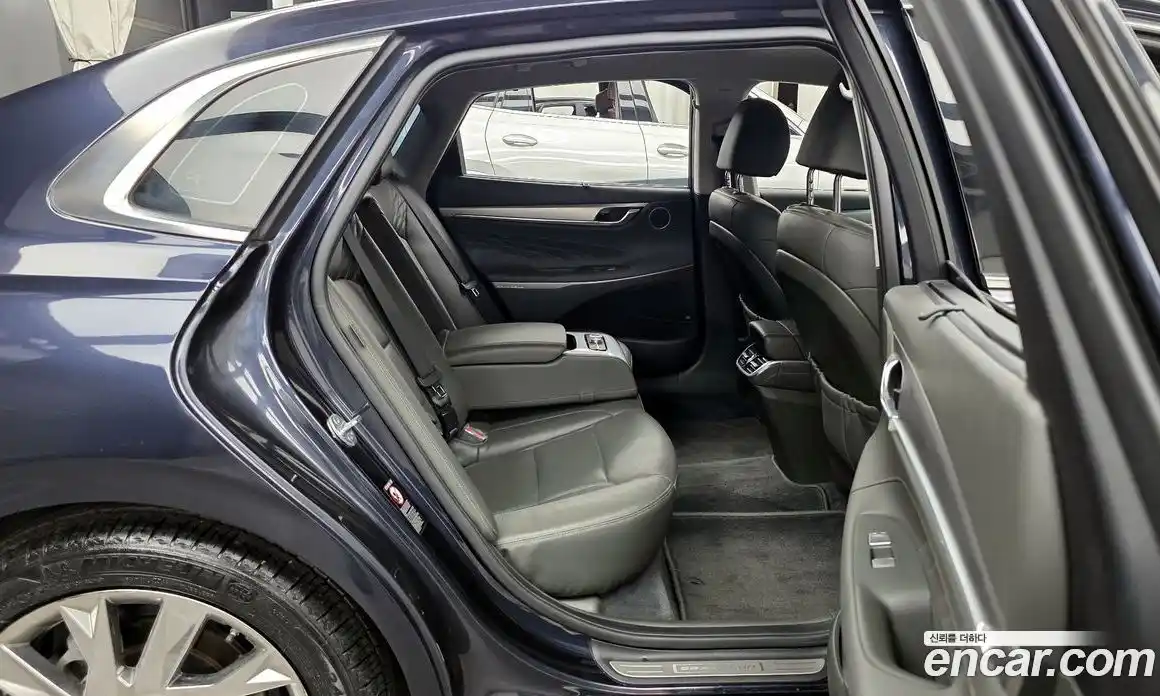 Hyundai Grandeur 2021 2.4 автомат (гидро), фото 18