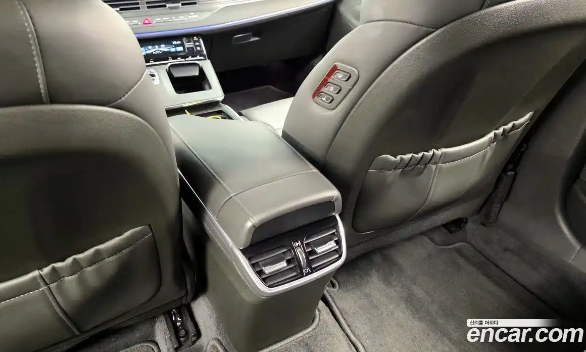Hyundai Grandeur 2021 2.4 автомат (гидро), фото 32