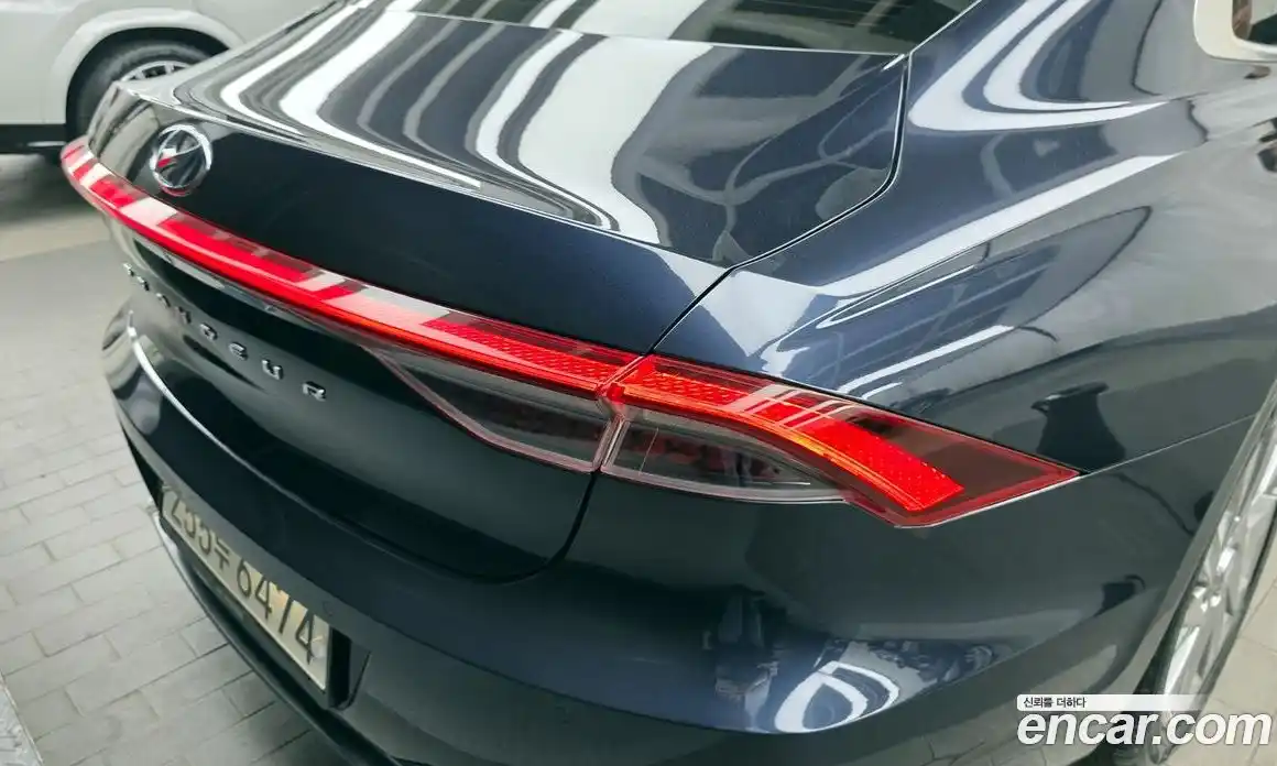 Hyundai Grandeur 2021 2.4 автомат (гидро), фото 9