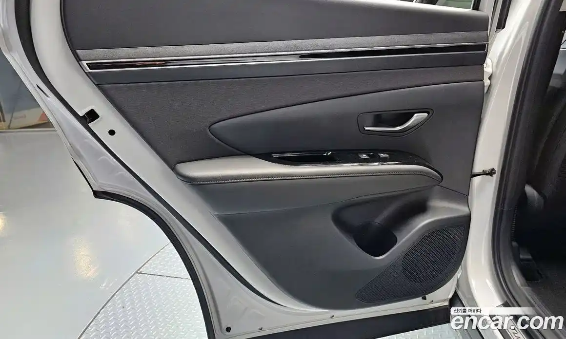 Hyundai Tucson 2022 1.6 автомат (гидро), фото 15