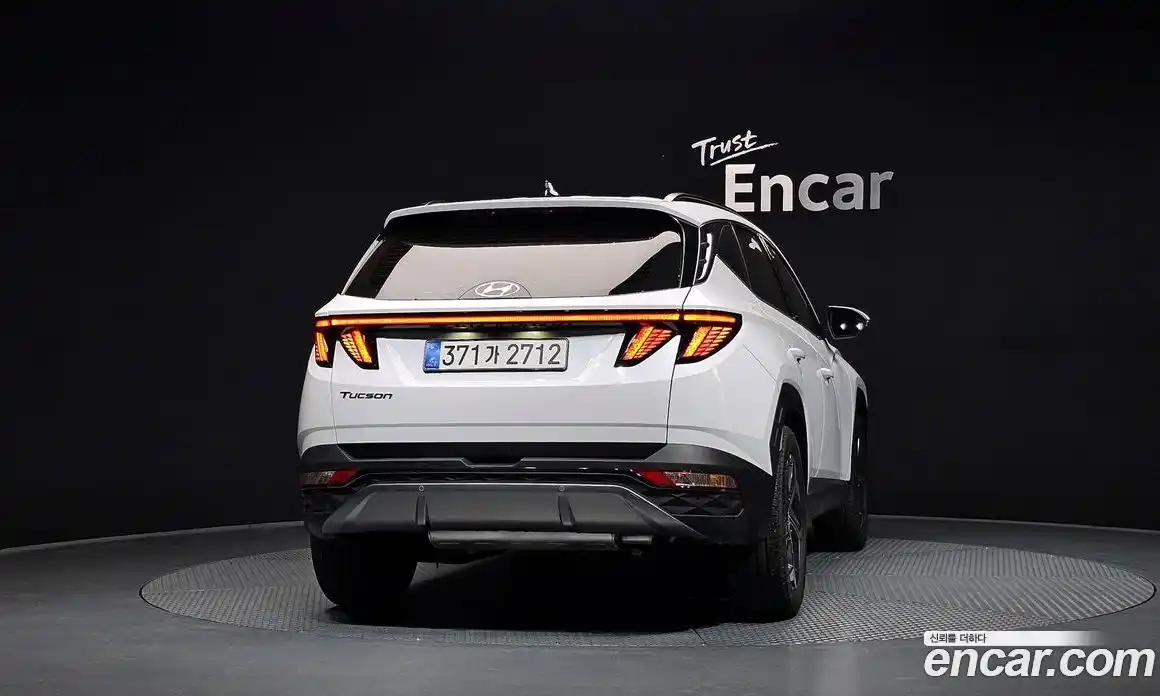 Hyundai Tucson 2022 1.6 автомат (гидро), фото 4