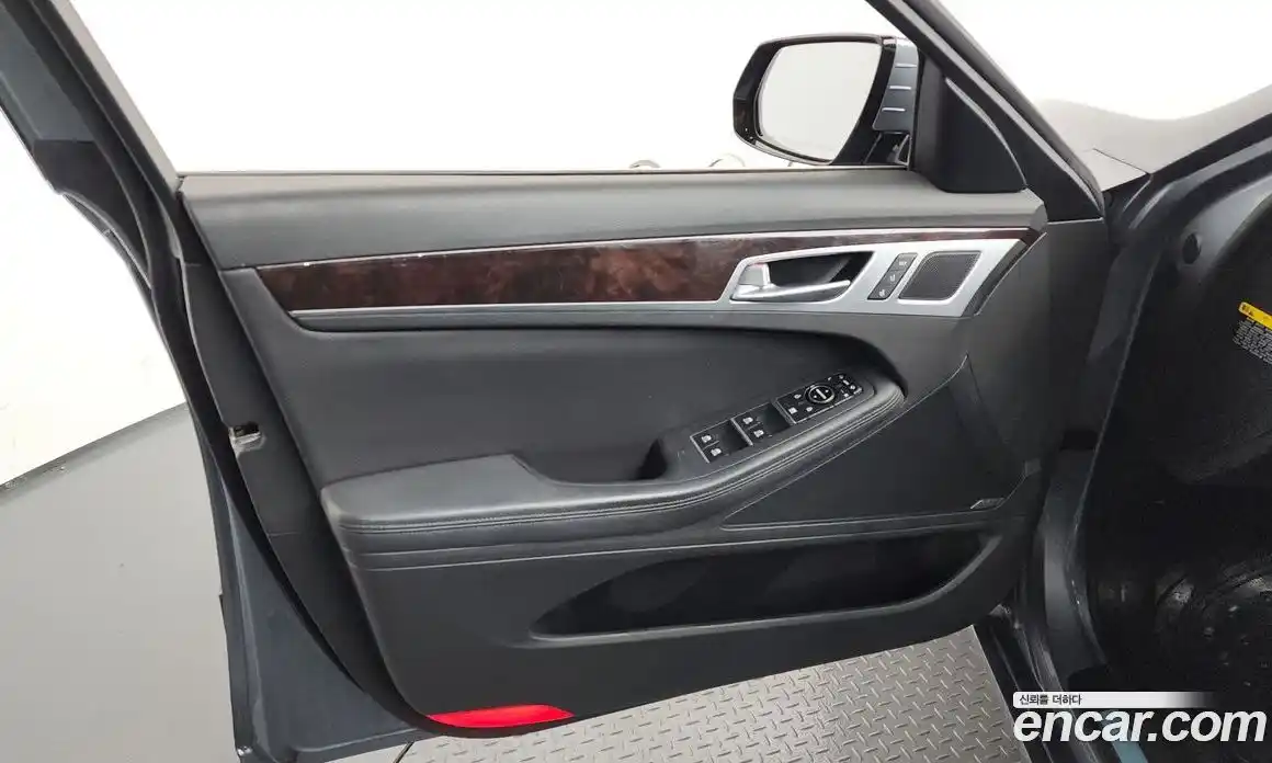 Hyundai Genesis 2015 3.3 автомат (гидро), фото 14