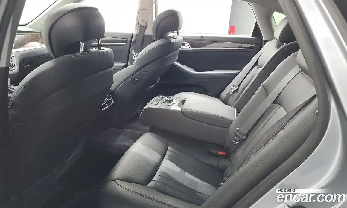 Hyundai Genesis 2015 3.3 автомат (гидро), фото 31