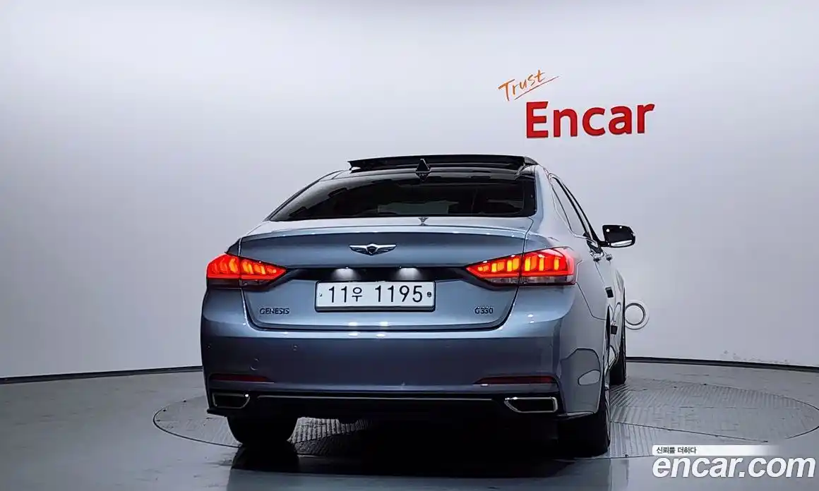 Hyundai Genesis 2015 3.3 автомат (гидро), фото 4