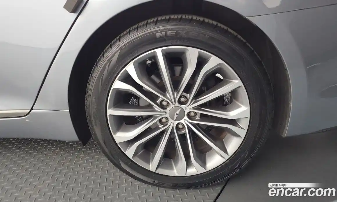 Hyundai Genesis 2015 3.3 автомат (гидро), фото 7