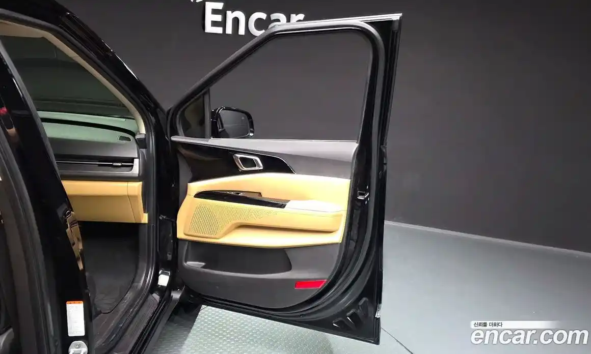 Kia Carnival 2022 2.2 автомат (гидро), фото 15