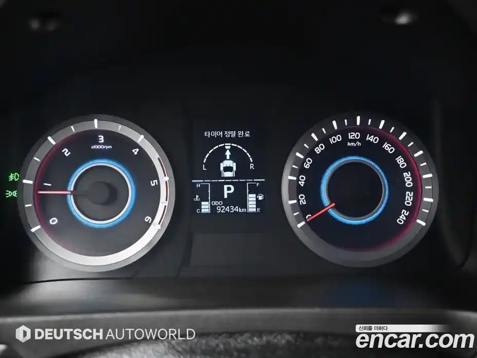 SsangYong Korando 2016 2.2 автомат (гидро), фото 8