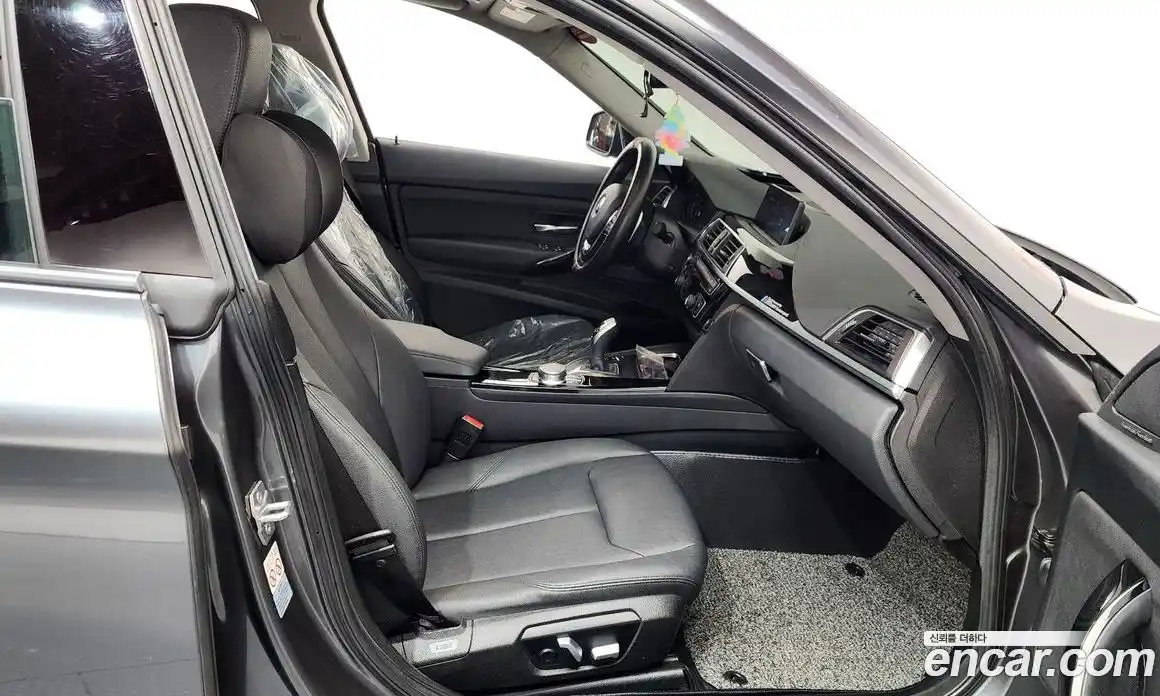 BMW 3 серия 2018 2.0 автомат (гидро), фото 11