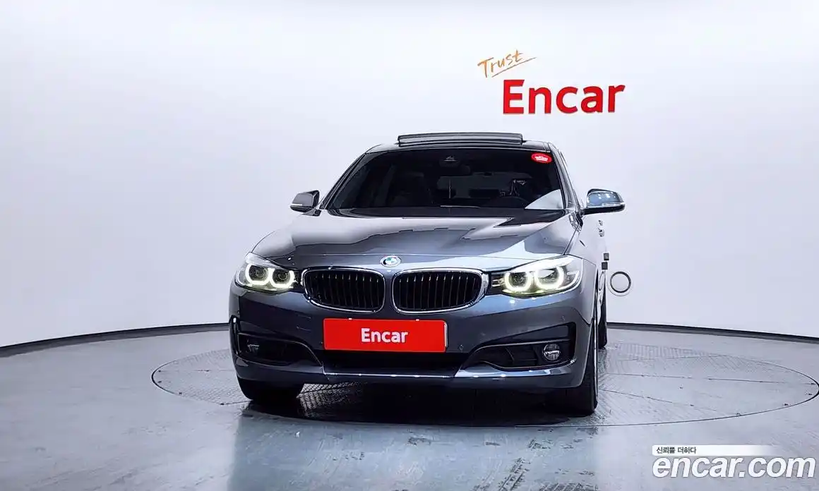 BMW 3 серия 2018 2.0 автомат (гидро), фото 3