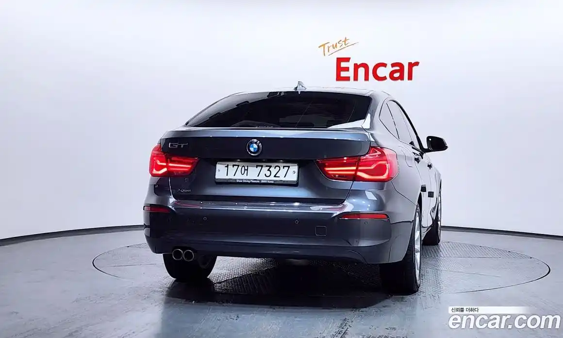 BMW 3 серия 2018 2.0 автомат (гидро), фото 4