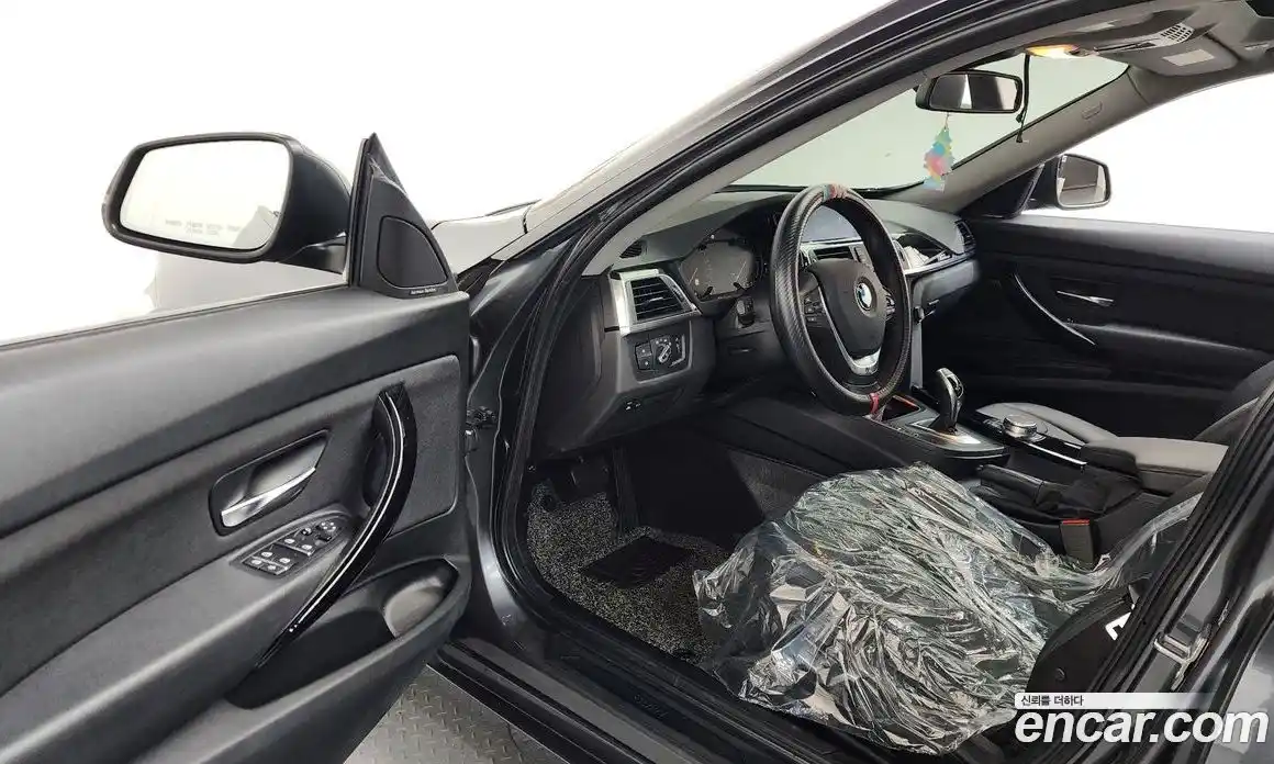 BMW 3 серия 2018 2.0 автомат (гидро), фото 10